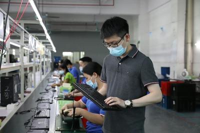 【茶山正年青】林國(guó)威 從“莞二代”到“創(chuàng)一代”的電子科技研發(fā)創(chuàng)業(yè)之路